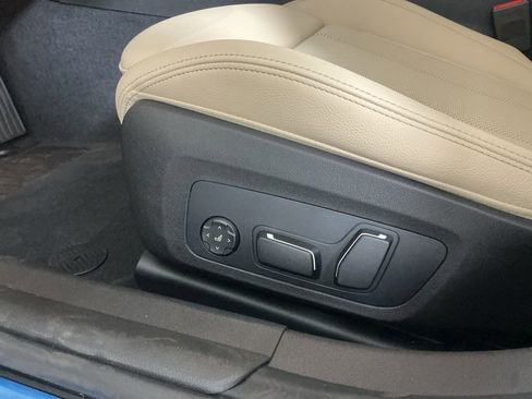 New 2026 BMW 330i Sedan w/ Premium Package image 21