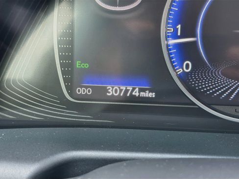 Used 2024 Lexus ES 350 Ultra Luxury w/ Accessory Package (Z2) FWD image 41