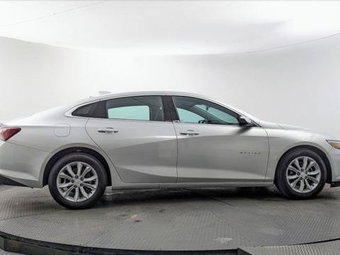 Used 2022 Chevrolet Malibu LT FWD image 9