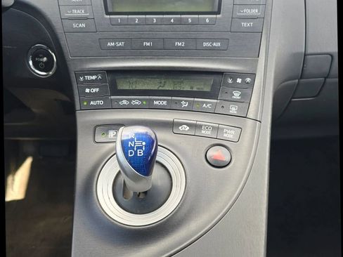 Used 2011 Toyota Prius Two image 16