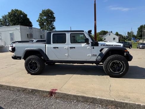 Used 2020 Jeep Gladiator Rubicon AWD/4WD image 5