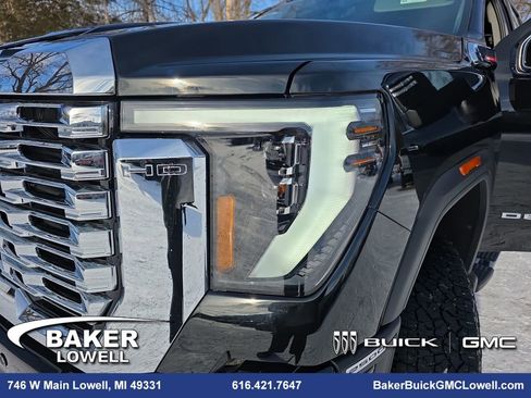 New 2026 GMC Sierra 2500 Denali w/ Denali Reserve Package image 34