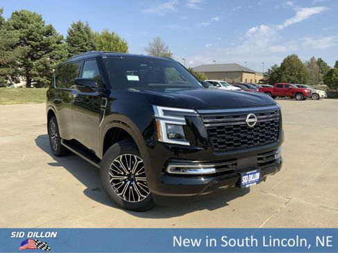 New 2026 Nissan Armada Platinum image 2