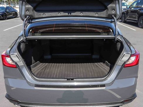 Certified 2025 Toyota Camry SE FWD image 32