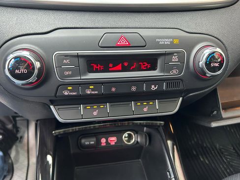 Used 2020 Kia Sorento EX image 14