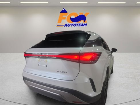 Certified 2025 Lexus RX 350 FWD w/ Technology Package image 3