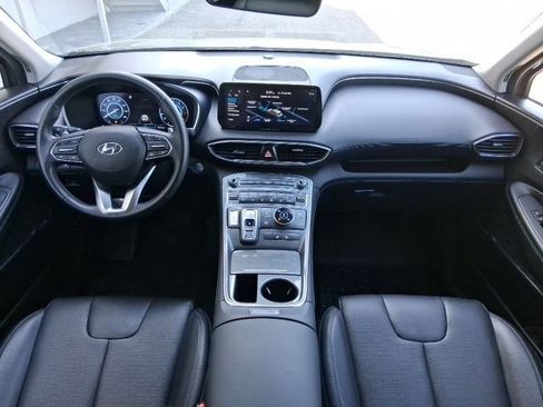Used 2023 Hyundai Santa Fe SEL w/ Premium Package image 8