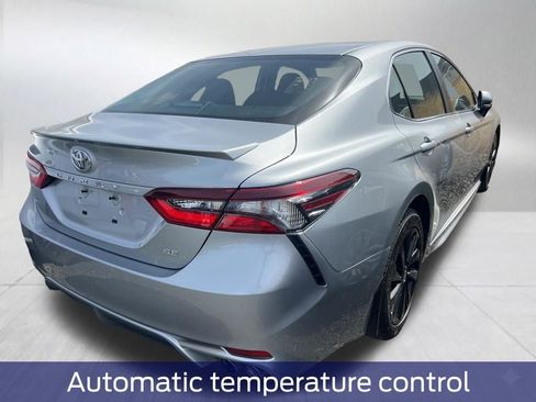 Used 2024 Toyota Camry SE FWD image 3