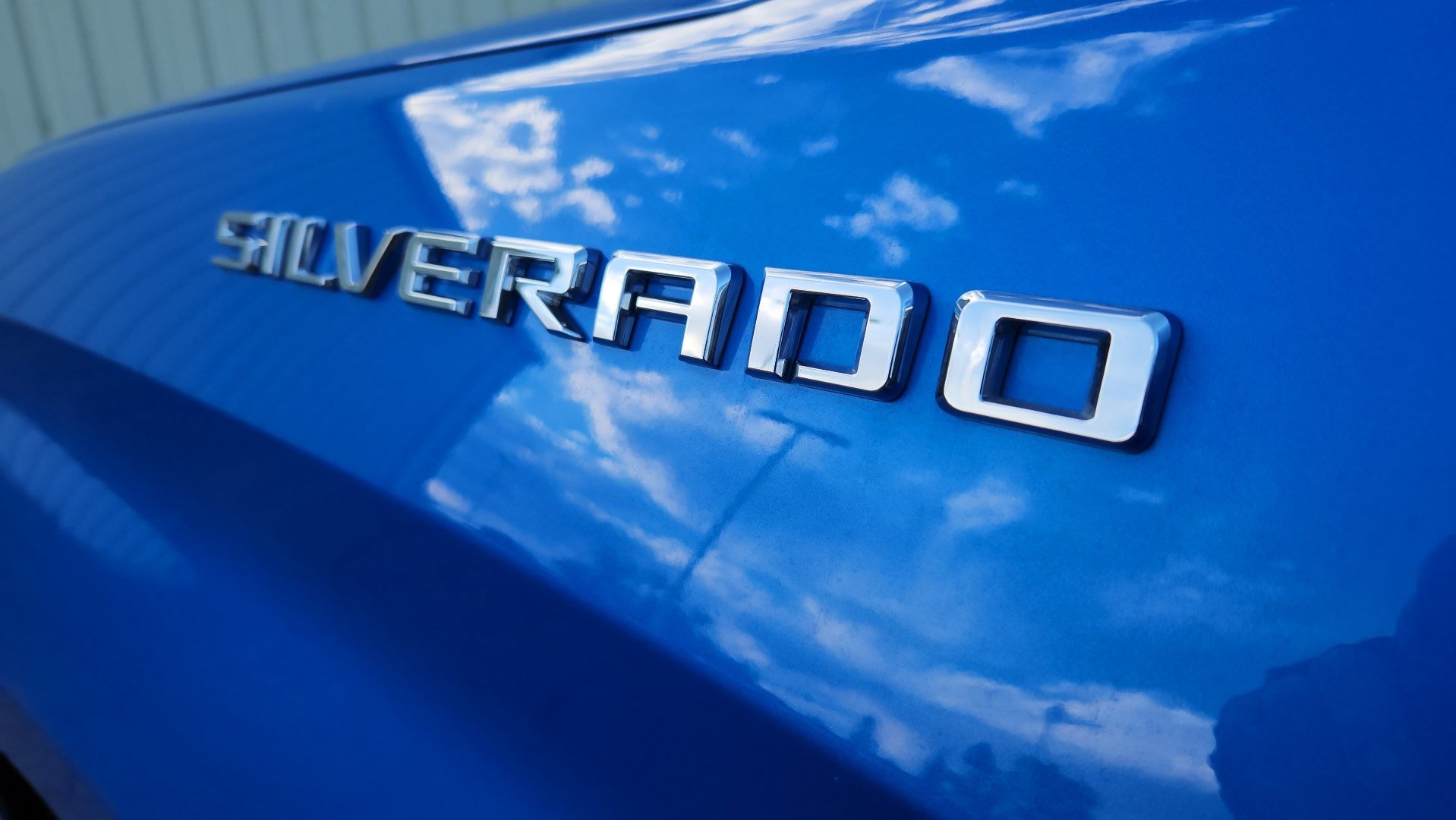 Used 2025 Chevrolet Silverado 1500 LT AWD/4WD image 15