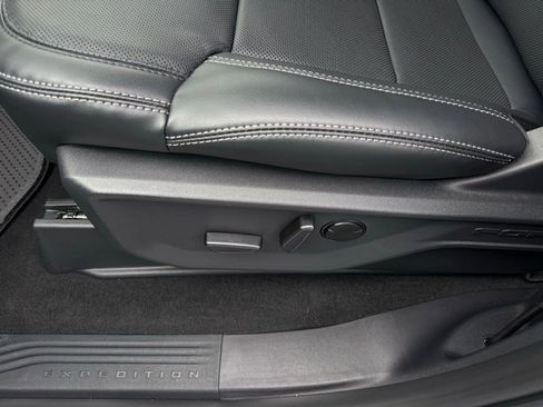 New 2026 Ford Expedition Max Platinum w/ Stealth Appearance Package image 11