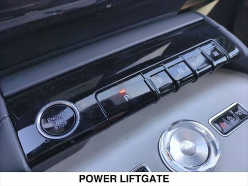 New 2026 Lincoln Navigator Reserve w/ Jet Appearance Package AWD/4WD image 8