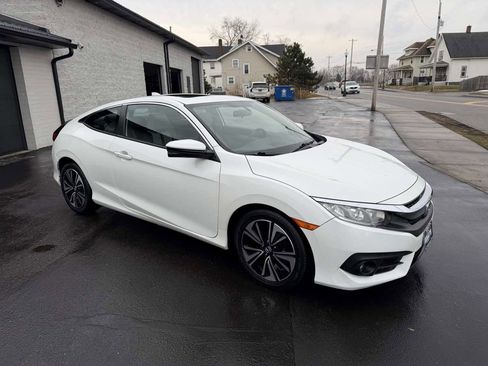 Used 2017 Honda Civic EX-T image 6