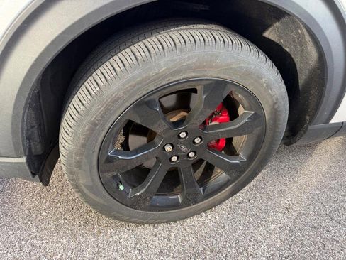 Used 2023 Ford Explorer ST w/ Equipment Group 401A image 2