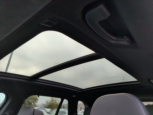 Used 2021 BMW X5 M50i image 29