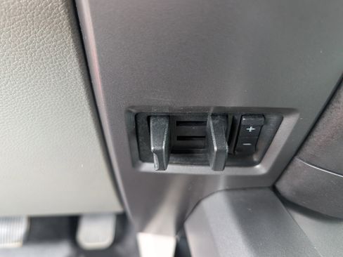 Used 2019 Ford F150 XLT w/ Equipment Group 302A Luxury image 22