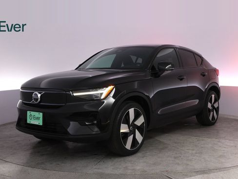 Used 2023 Volvo C40 P8 Recharge Ultimate AWD/4WD image 2