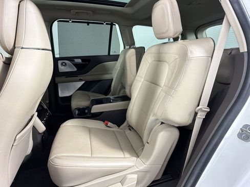 Used 2021 Lincoln Aviator Reserve w/ Equipment Group 210A image 17