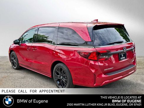 Used 2025 Honda Odyssey Sport-L image 5
