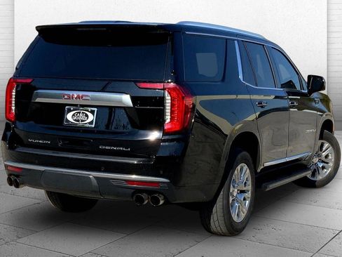 Used 2021 GMC Yukon Denali AWD/4WD image 13