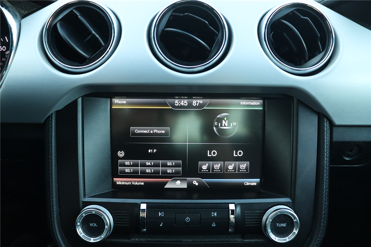 Used 2015 Ford Mustang Premium RWD image 29
