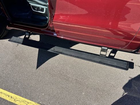 Certified 2023 RAM 1500 Laramie image 14