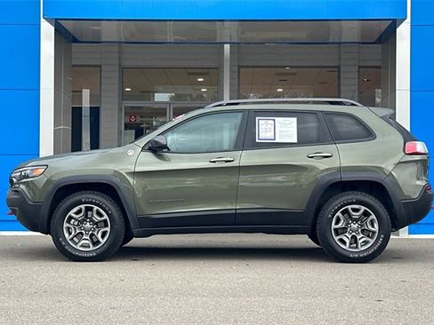 Used 2019 Jeep Cherokee Trailhawk image 9