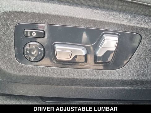 Used 2025 BMW X5 xDrive40i w/ M Sport Package AWD/4WD image 19
