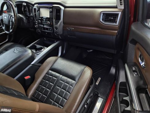 Used 2017 Nissan Titan Platinum Reserve AWD/4WD image 8
