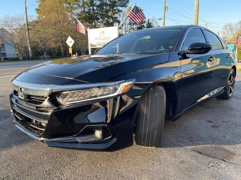 Used 2021 Honda Accord Sport image 3