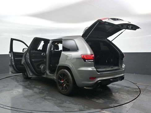 Used 2019 Jeep Grand Cherokee SRT image 52