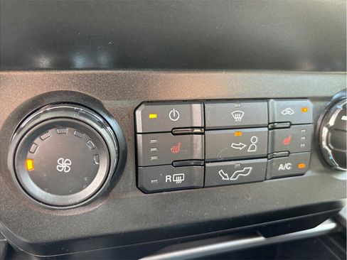 Used 2020 Ford F150 XLT w/ Equipment Group 302A Luxury image 28