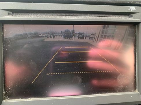 Used 2012 Honda Insight EX image 11