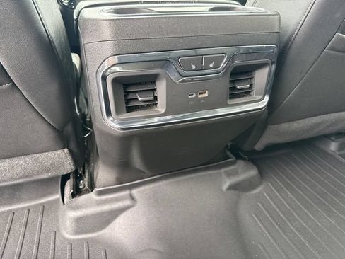 Used 2024 Chevrolet Silverado 2500 High Country w/ High Country Premium Package AWD/4WD image 16