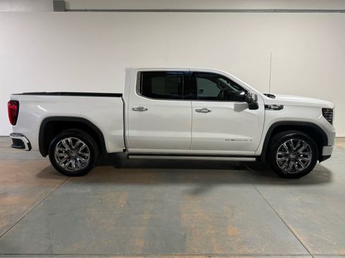 Used 2024 GMC Sierra 1500 Denali w/ Denali Reserve Package AWD/4WD image 6