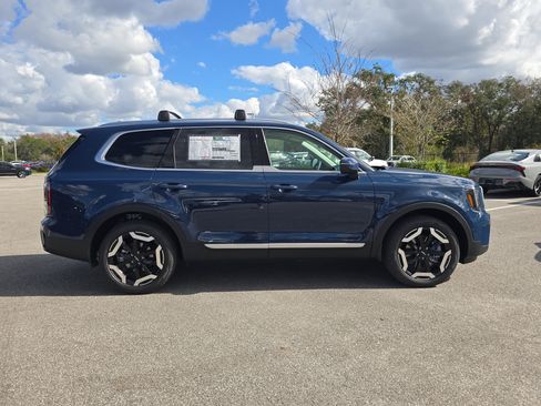New 2025 Kia Telluride EX w/ EX Captain's Chair Package image 9