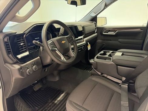 New 2026 Chevrolet Silverado 1500 LT image 10