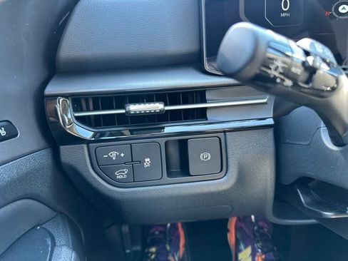 New 2026 Kia Sportage SX AWD/4WD image 37
