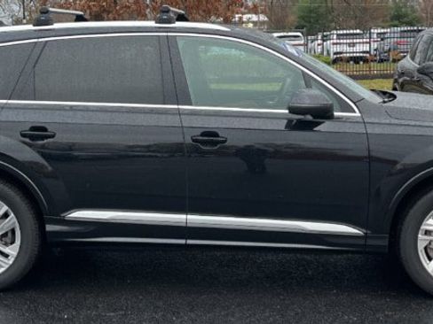 Used 2021 Audi Q7 2.0T Premium w/ Convenience Package image 9