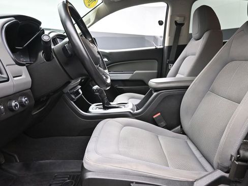 Used 2019 Chevrolet Colorado LT w/ Safety Package AWD/4WD image 16