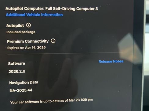 Used 2023 Tesla Model 3 Standard Range image 36