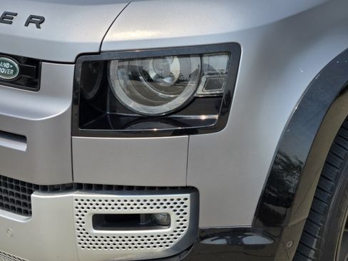 Used 2023 Land Rover Defender 110 S AWD/4WD image 35