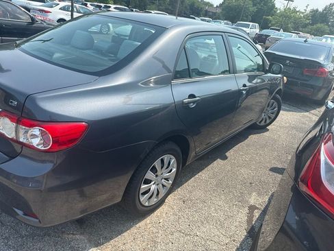 Used 2013 Toyota Corolla LE FWD image 4