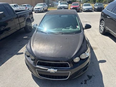 Used 2015 Chevrolet Sonic LT FWD image 19