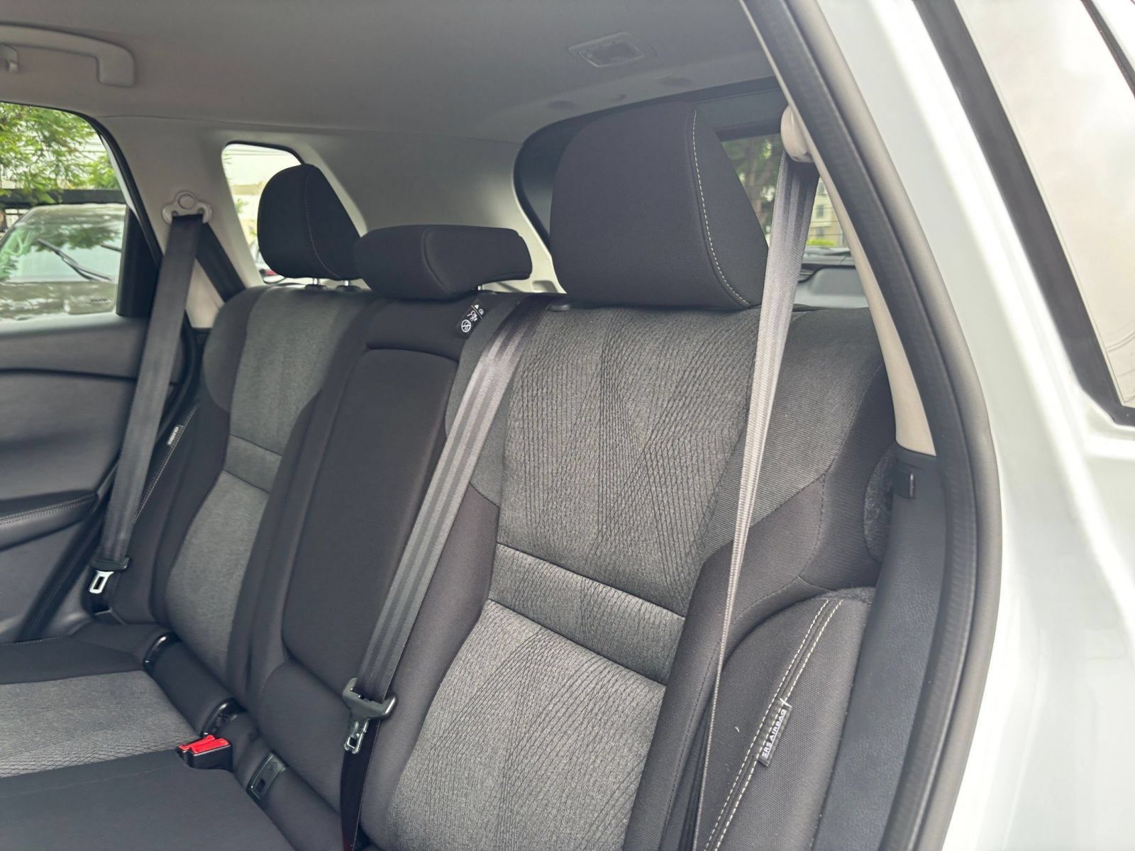 Used 2025 Nissan Rogue SV FWD image 37