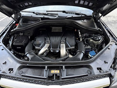 Used 2013 Mercedes-Benz GL 450 4MATIC w/ Premium 2 Pkg image 37