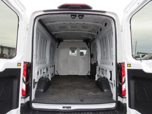 Used 2023 Ford Transit 250 Medium Roof image 21