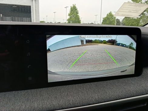 New 2026 Nissan Kicks SV w/ SV Premium Package FWD image 18