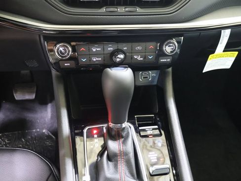 New 2026 Jeep Compass Trailhawk AWD/4WD image 22