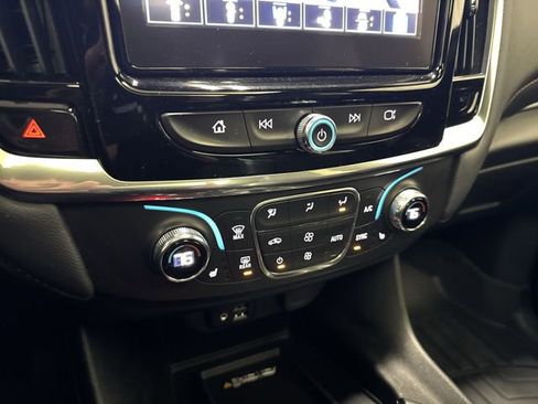 Certified 2023 Chevrolet Traverse RS w/ LPO, Floor Liner Package image 25