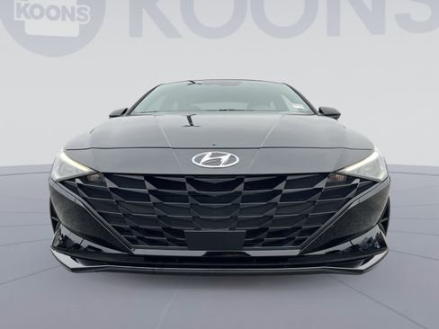 Used 2023 Hyundai Elantra SEL w/ Convenience Package FWD image 11